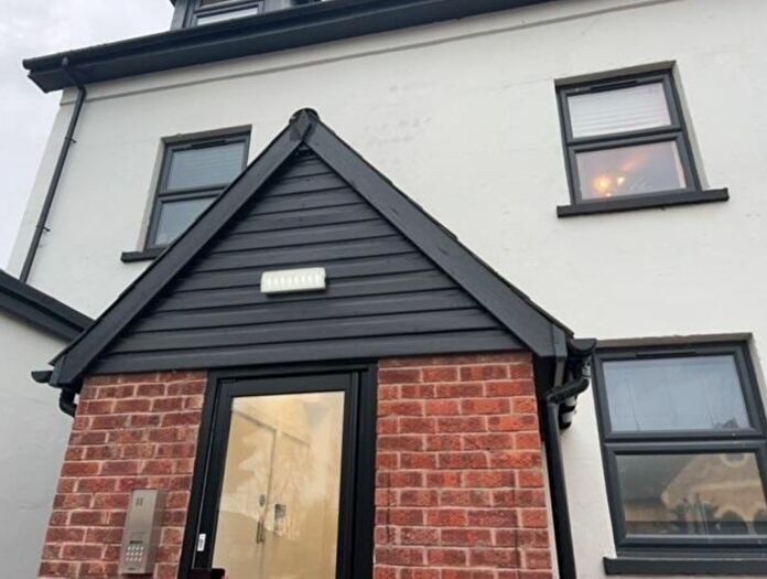 1 Bedroom Apartment To Rent In Nottingham Road, Nottingham, Nottinghamshire, NG15