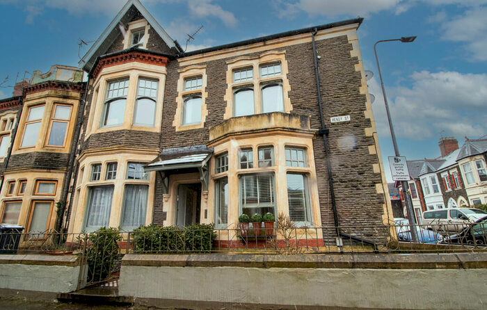 1 Bedroom Flat To Rent In Hendy Street, Roath, Cardiff, CF23