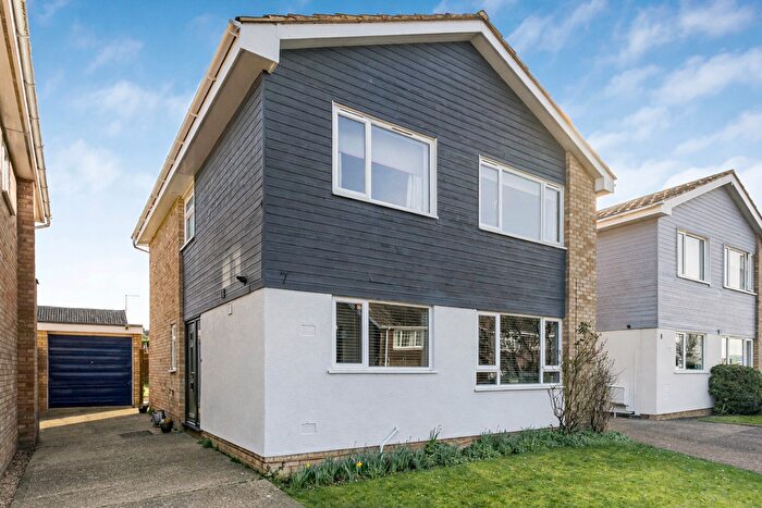 4 Bedroom Detached House For Sale In Illingworth Way, Foxton, CB22