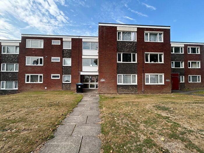 2 Bedroom Flat To Rent In Holly Lane, Erdington, Birmingham, B24
