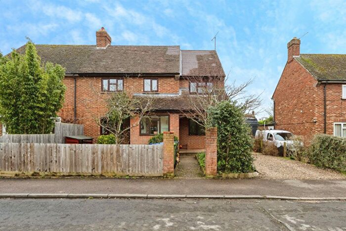 4 Bedroom Semi Detached House For Sale In Rivey Way, Linton, Cambridge, CB21