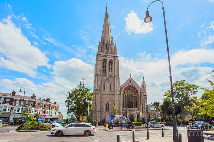 2 Bedroom Apartment To Rent In Sydney Road, Muswell Hill, N10