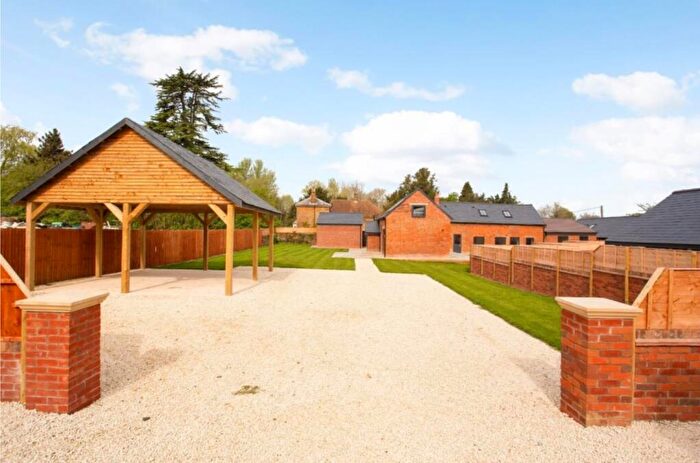 5 Bedroom Detached House For Sale In Fenny Compton, Banbury, Oxfordshire, CV47