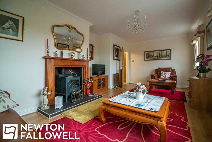 2 Bedroom Bungalow For Sale In Little Walk, East Stockwith, DN21