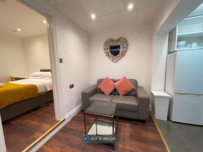 1 Bedroom Flat To Rent In Oxford Road, Reading, RG30