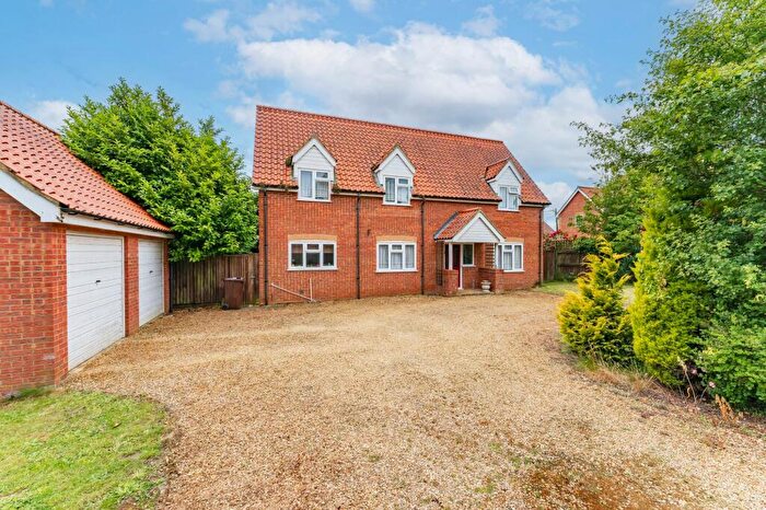 5 Bedroom Detached House For Sale In The Grange, North Pickenham, PE37