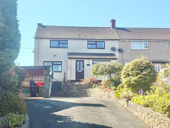 3 Bedroom Semi-Detached House For Sale In Borfa Green, Welshpool, Powys, SY21