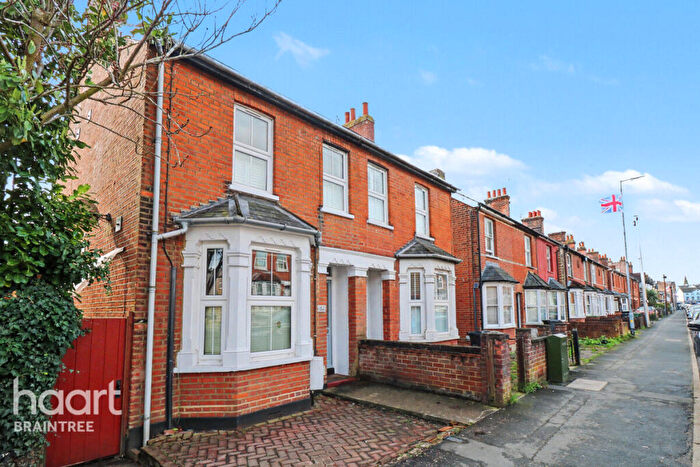 3 Bedroom Semi-Detached House For Sale In Victoria Street, Braintree, CM7