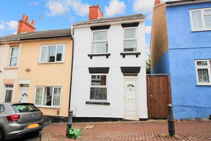 2 Bedroom End Of Terrace House To Rent In Western Street, Old Town, Swindon, SN1