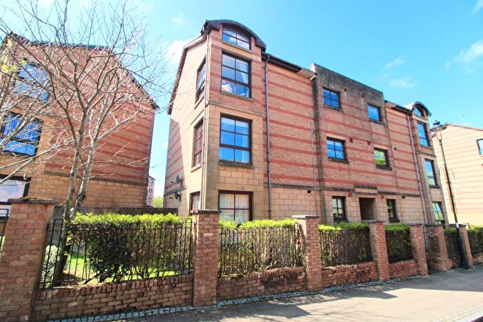 1 Bedroom Flat To Rent In Centenary Court, Barrhead, G78