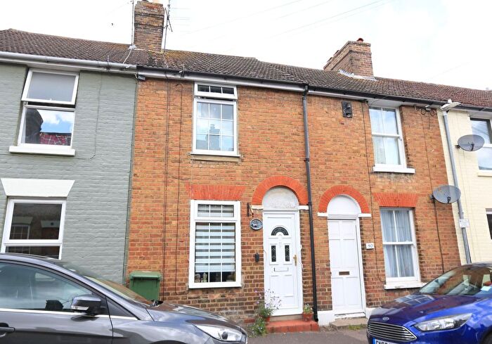 3 Bedroom Terraced House For Sale In St Johns Road, Faversham, ME13