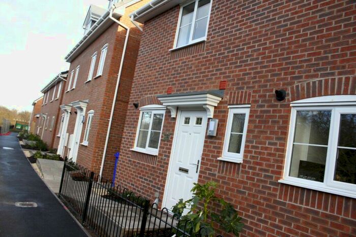 2 Bedroom House To Rent In Saw Mill Way, Burton Upon Trent, Staffordshire, DE14