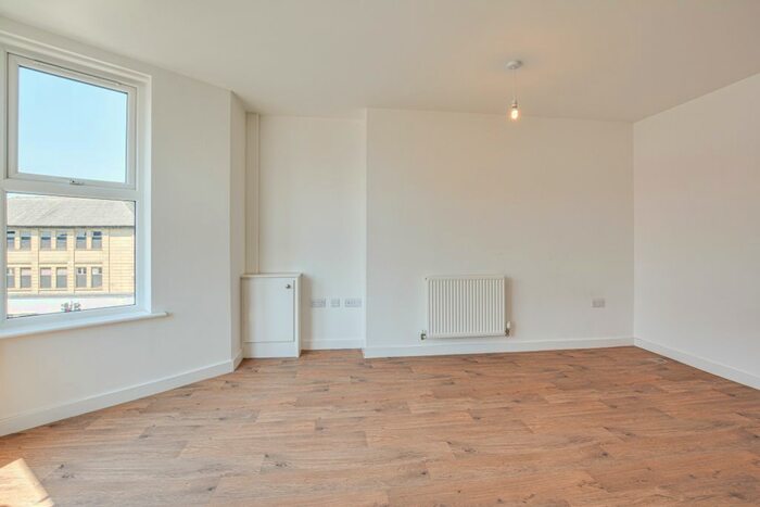 1 Bedroom Flat To Rent In Chatsworth Road, Morecambe, LA4