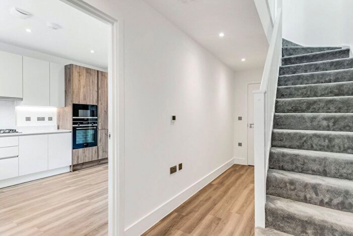 3 Bedroom Terraced House For Sale In Torus Way, Childs Hill, London, NW2