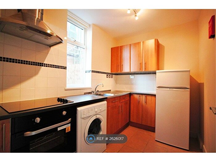 1 Bedroom Flat To Rent In St. Peters Road, Leicester, LE2