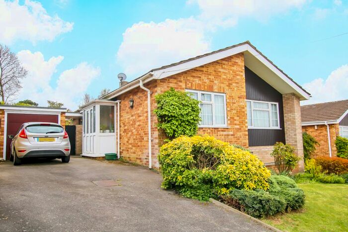 2 Bedroom Semi-Detached Bungalow To Rent In Highland Road, Nazeing, EN9