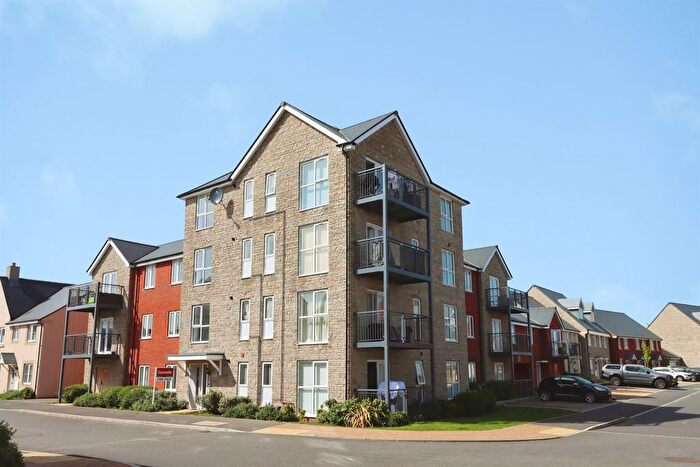 2 Bedroom Flat For Sale In Harebell Road, Emersons Green, Bristol, BS16