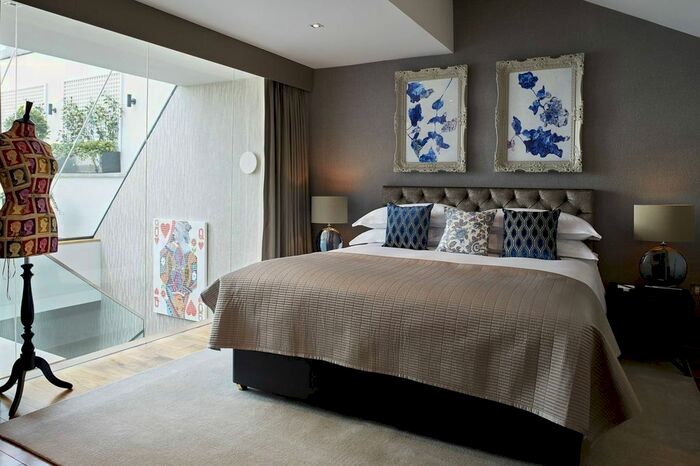 4 Bedroom Property To Rent In Cheval Place, Knightsbridge, London, SW7