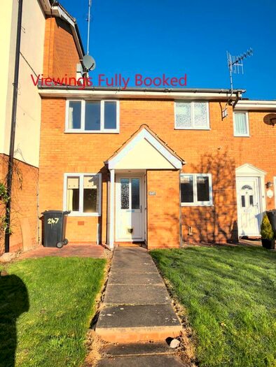 1 Bedroom Maisonette To Rent In Foxdale Drive, Brierley Hill, DY5