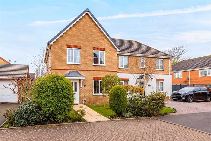 3 Bedroom Semi Detached House For Sale In Thomas Middlecott Drive, Kirton, Boston, PE20