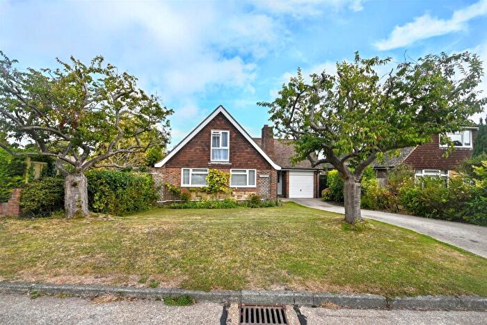 4 Bedroom Detached House For Sale In Upper Ratton Drive, Eastbourne, BN20