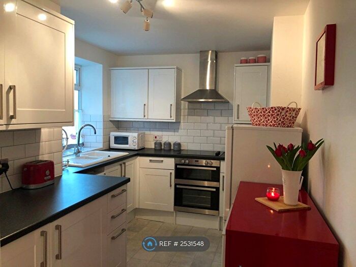 2 Bedroom Flat To Rent In Howard House, Eastbourne, BN21