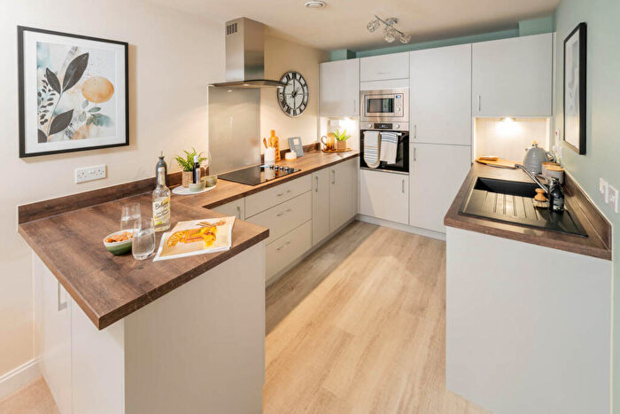 2 Bedroom Retirement Property To Rent In Trotwood Close, Broadstairs, Kent, CT10