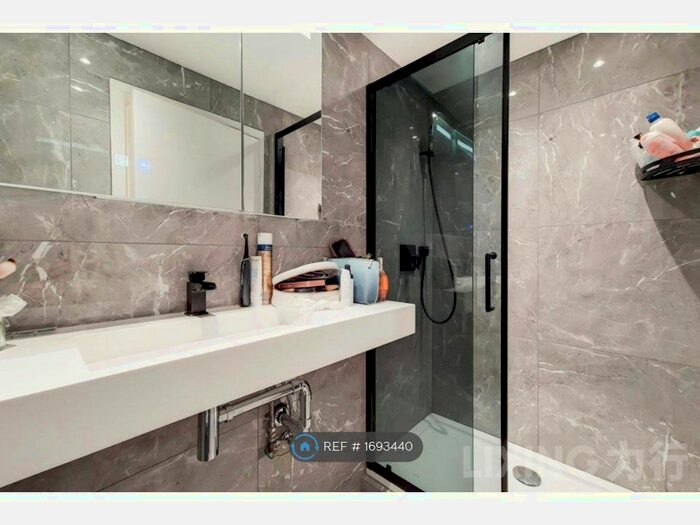 3 Bedroom Flat To Rent In Penywern Road, London, SW5