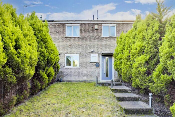 3 Bedroom Terraced House To Rent In Bakewell Drive, South Glade Park, Nottinghamshire, NG5