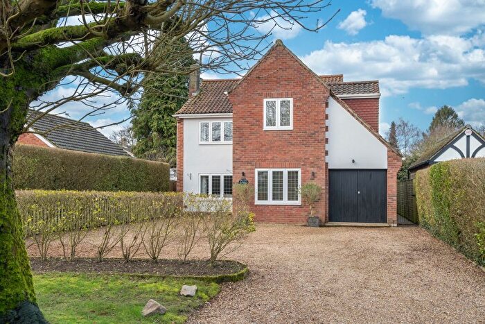 4 Bedroom Detached House For Sale In Thorpe End, Norwich, NR13