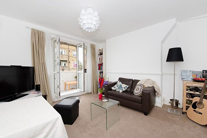 2 Bedroom Flat To Rent In St Marys Path, Islington, N1