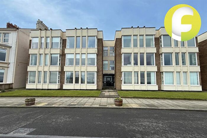 1 Bedroom Flat For Sale In Priory Court, Percy Gardens, Tynemouth, NE30