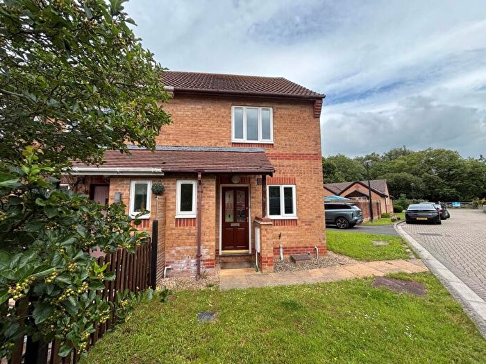 2 Bedroom House To Rent In The Swallows, Locking Castle, Weston-Super-Mare, BS22