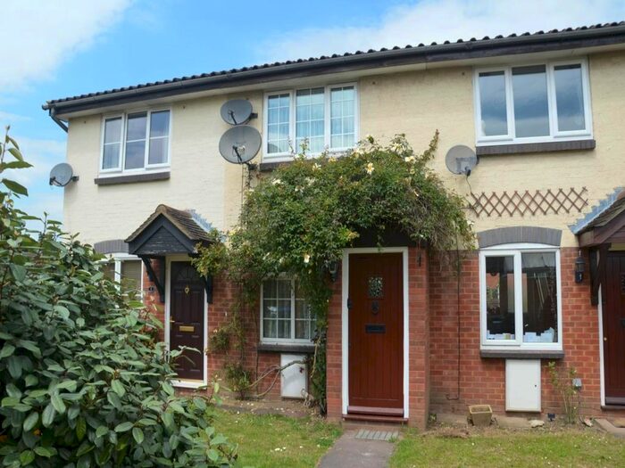 1 Bedroom Detached House To Rent In Coniston Way, Egham, Surrey, TW20