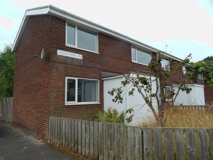 3 Bedroom Terraced House To Rent In Castledene Road, Consett, DH8