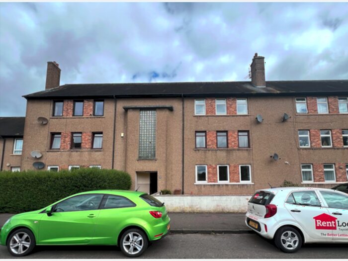 2 Bedroom Flat To Rent In Balerno Street, Dundee, DD4
