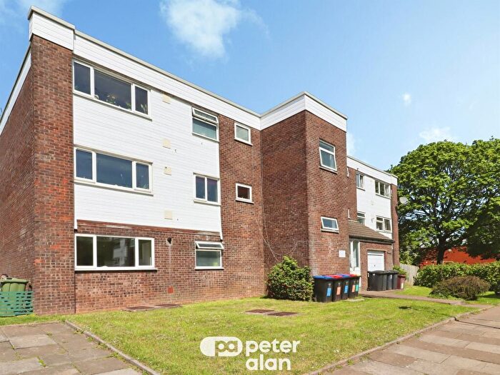 1 Bedroom Flat For Sale In Glenwood, Cardiff, CF23