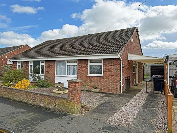 2 Bedroom Semi Detached Bungalow For Sale In Emmanuel Road, Stamford, PE9