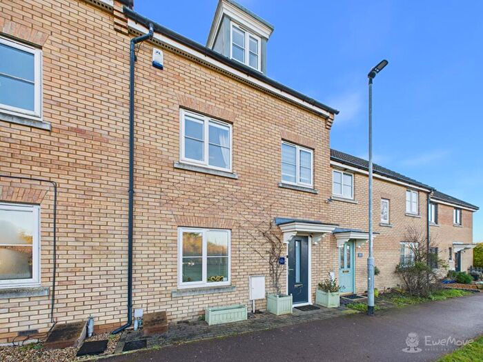 4 Bedroom Terraced House For Sale In Kingfisher Drive, Soham, Ely, Cambridgeshire, CB7
