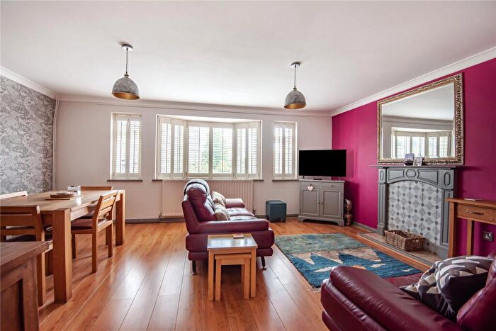 3 Bedroom Apartment To Rent In Broomhall Buildings, Chobham Road, Sunningdale, Berkshire, SL5