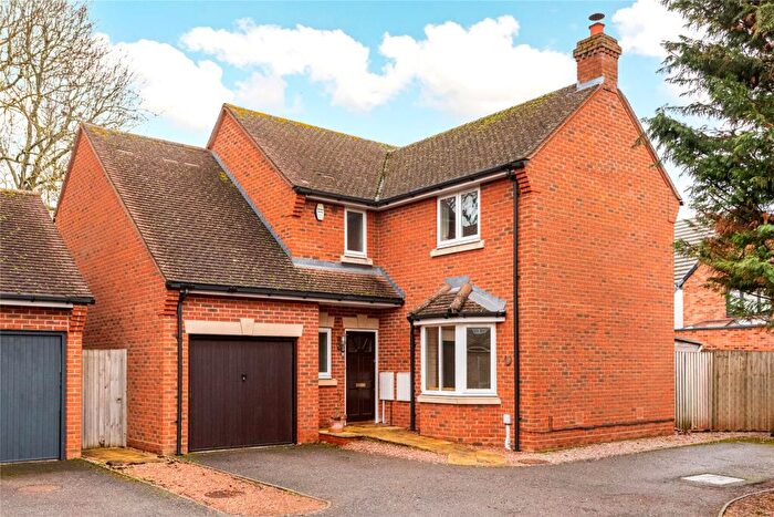 4 Bedroom Detached House To Rent In Stone Pit Close, Olney, Buckinghamshire, MK46