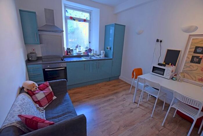 2 Bedroom Flat To Rent In Spital, Old Aberdeen, Aberdeen, AB24