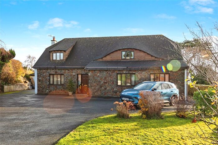 4 Bedroom Detached House For Sale In Clos Penyfai, Llanelli, Dyfed, SA15