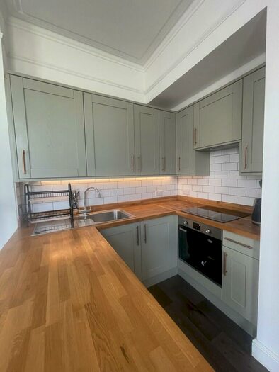 1 Bedroom Apartment To Rent In Upper St. James's Street, Brighton, BN2
