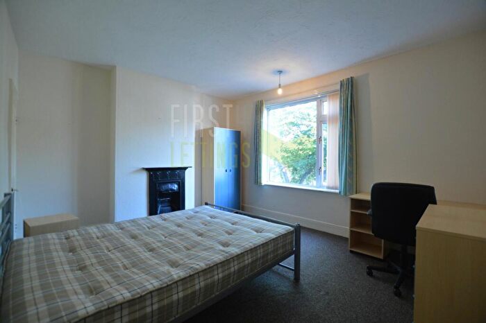 3 Bedroom Terraced House To Rent In Thurlow Road, Clarendon Park, LE2