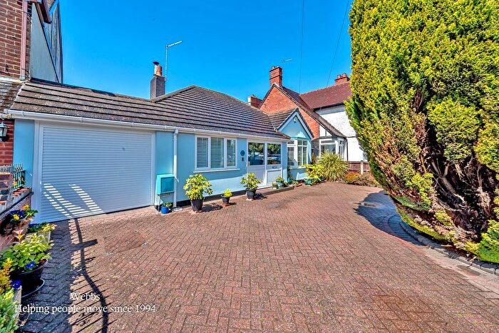 3 Bedroom Detached Bungalow For Sale In Four Crosses Road, Walsall, WS4