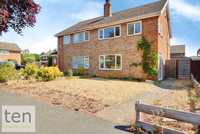 3 Bedroom Semi-Detached House To Rent In Park Drive, Little Paxton, St. Neots, PE19