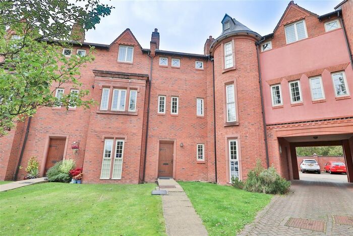 2 Bedroom Mews To Rent In Butts Green, Westbrook, Warrington, WA5