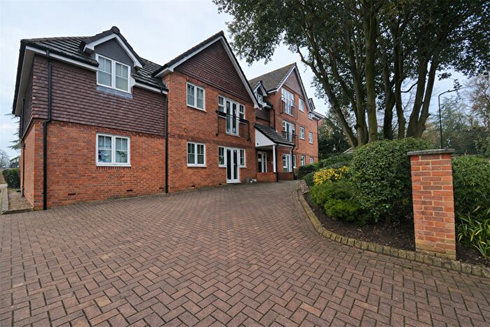 2 Bedroom Apartment To Rent In Cedar House, Harrow Lane, Maidenhead, SL6