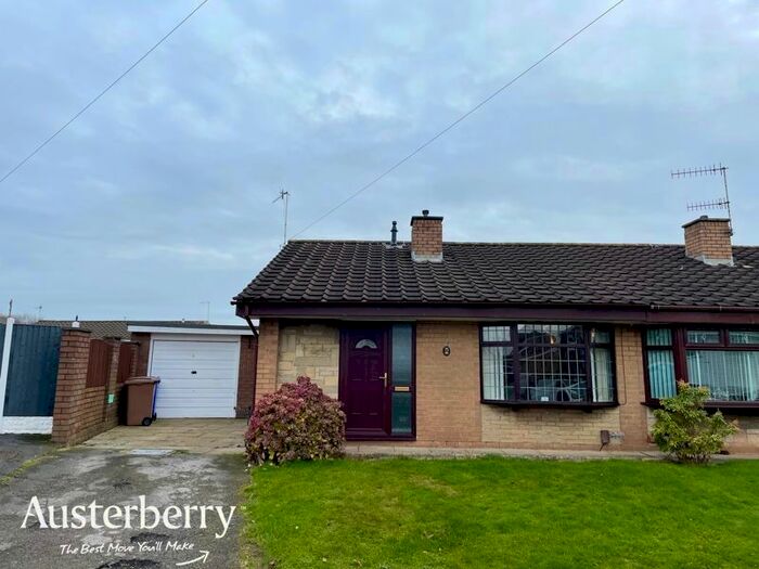 2 Bedroom Semi-Detached Bungalow To Rent In Coleridge Road, Blurton, Stoke-On-Trent, Staffordshire, ST3